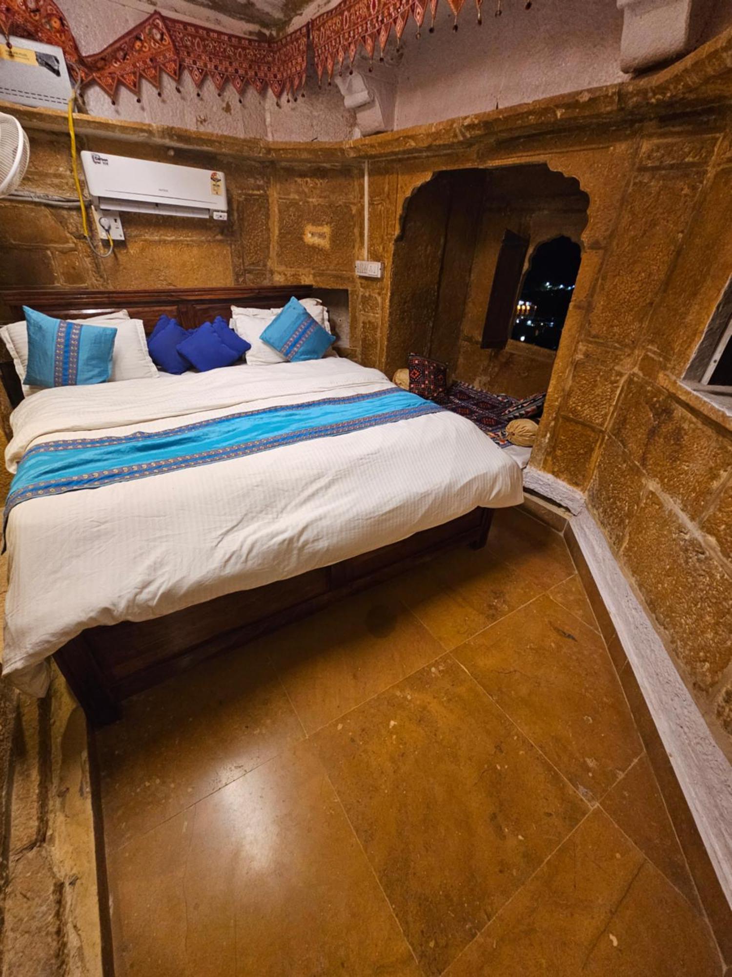 Desert Haveli Guest House Jaisalmer Δωμάτιο φωτογραφία
